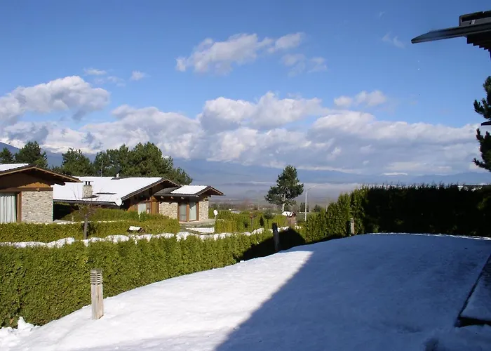 Lvv Pirin Golf 班斯科